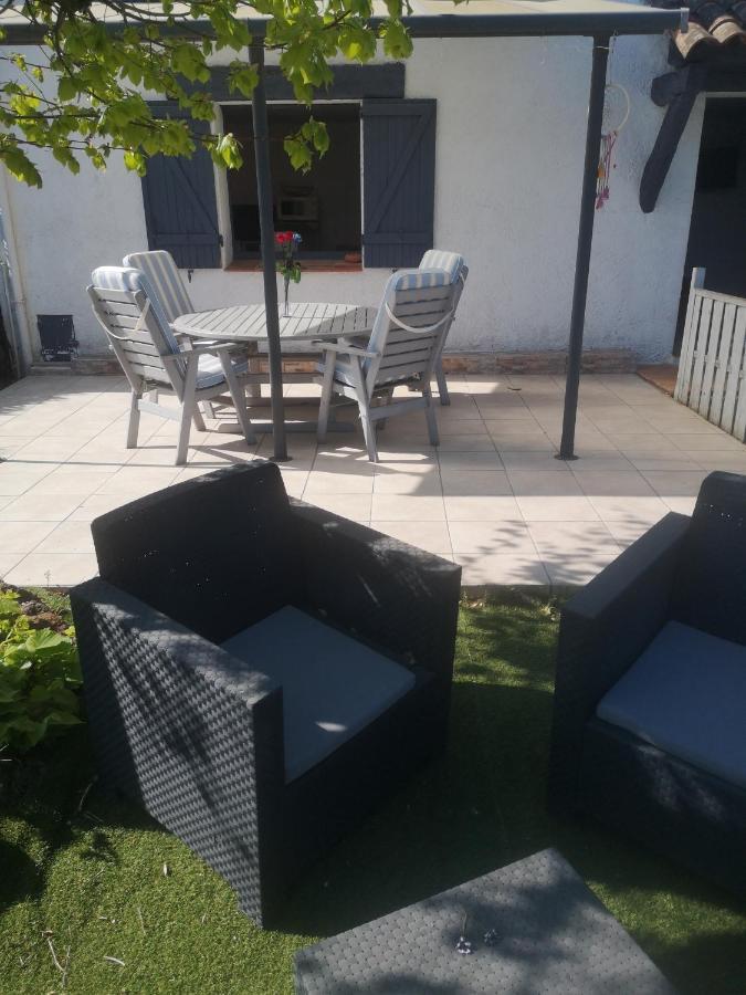 Le Mas Du Bijou Bleu Puget-sur Argens Luaran gambar